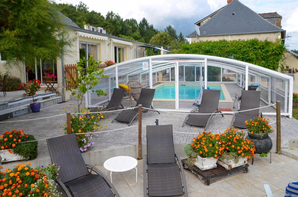 Domaine De La Moretie Cublac Exterior photo